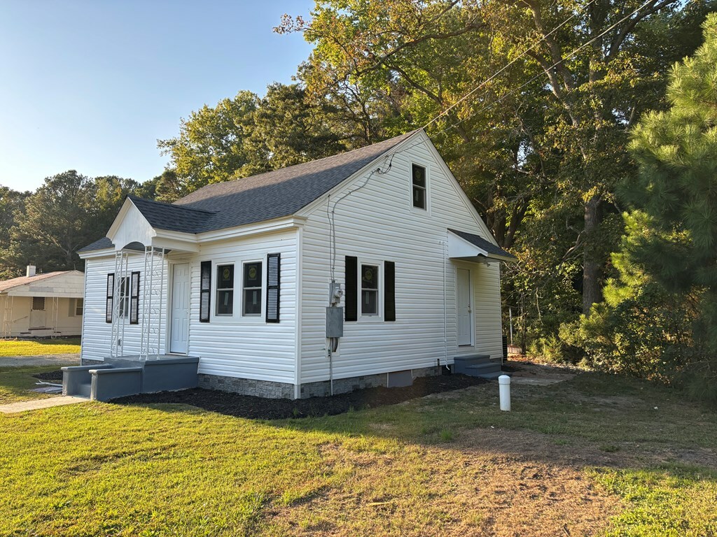 Property Photo:  34111 Horntown Rd  VA 23395 