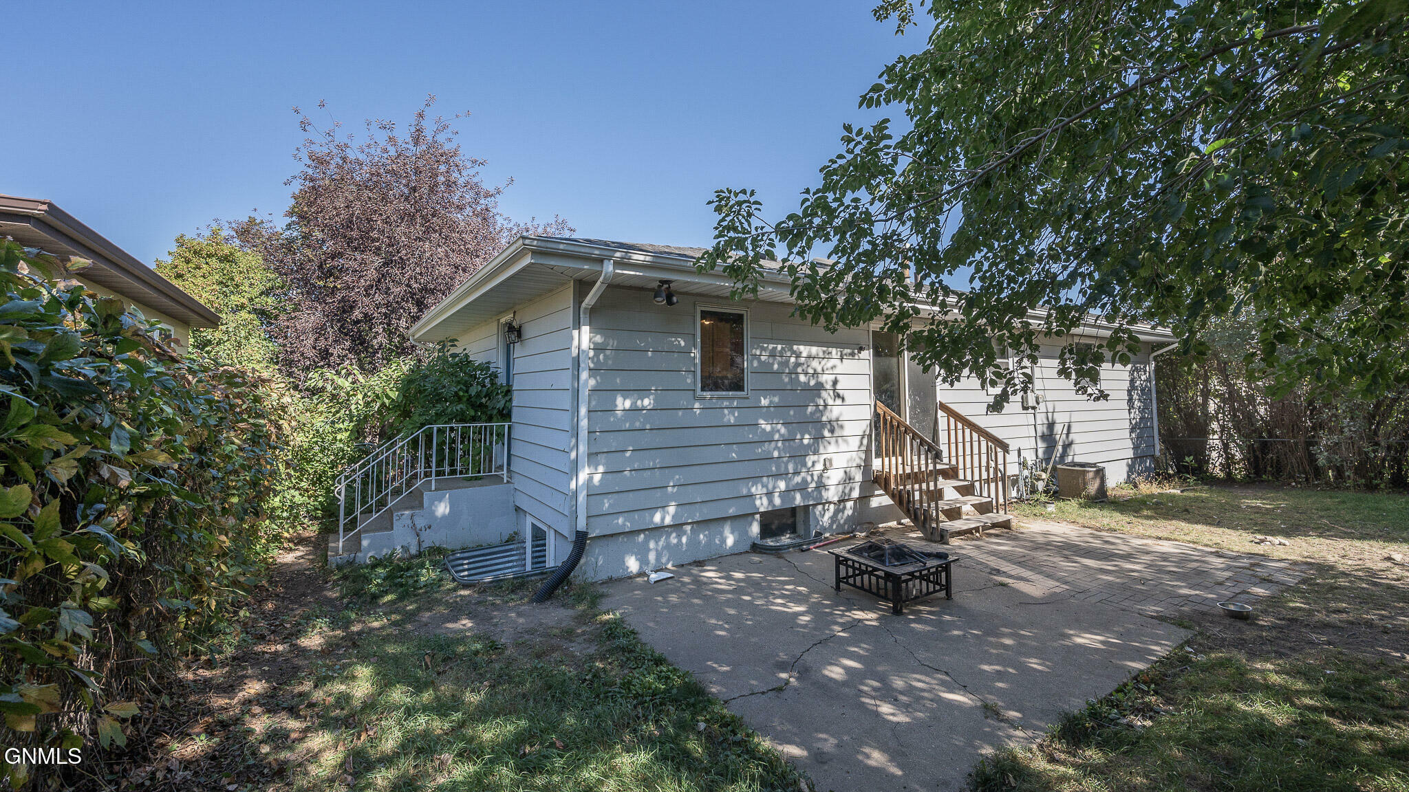 Property Photo:  603 13 Street NW  ND 58554 