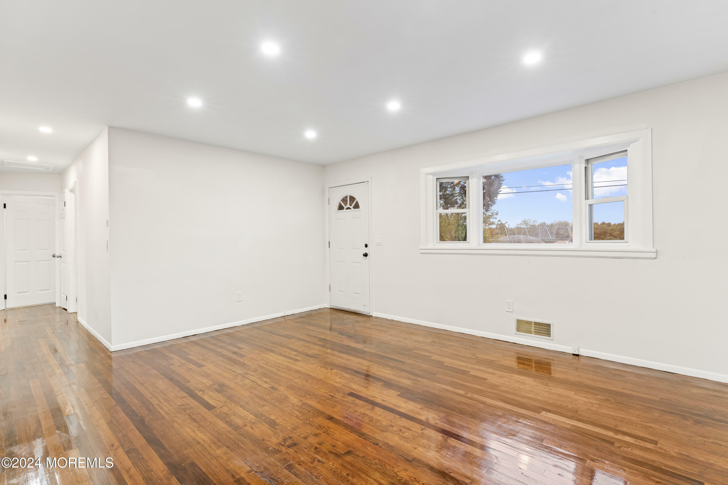 Property Photo:  37 Partridge Lane  NJ 08721 