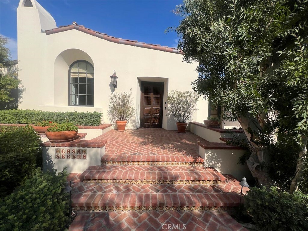 Property Photo: 26 Blue Heron CA 92603