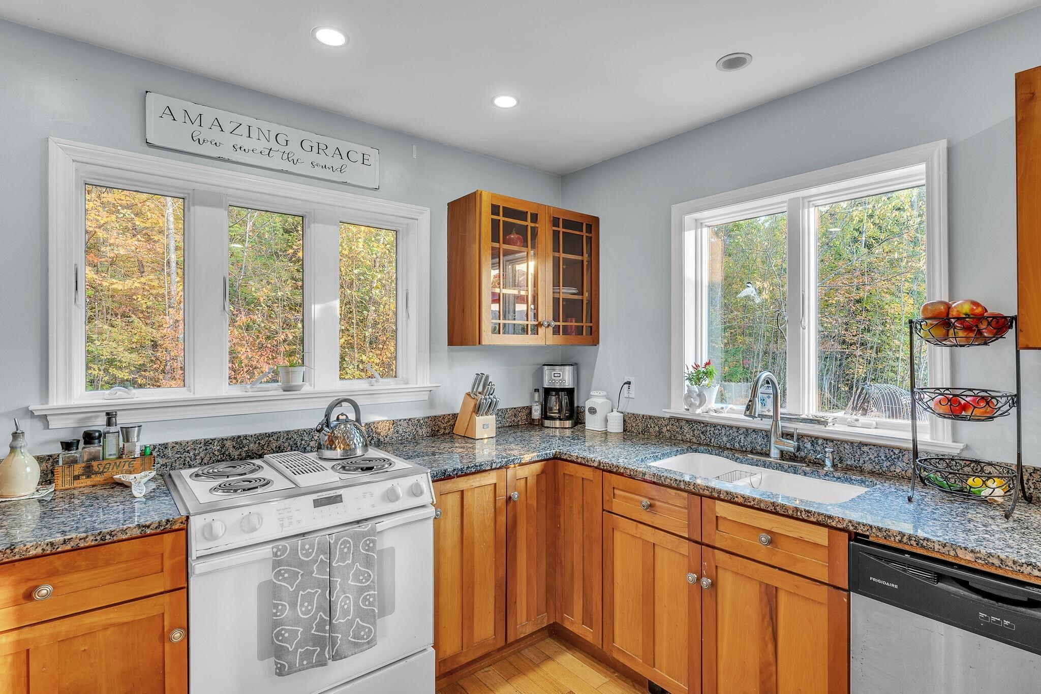 Property Photo: 1370 North Hollow Road VT 05747