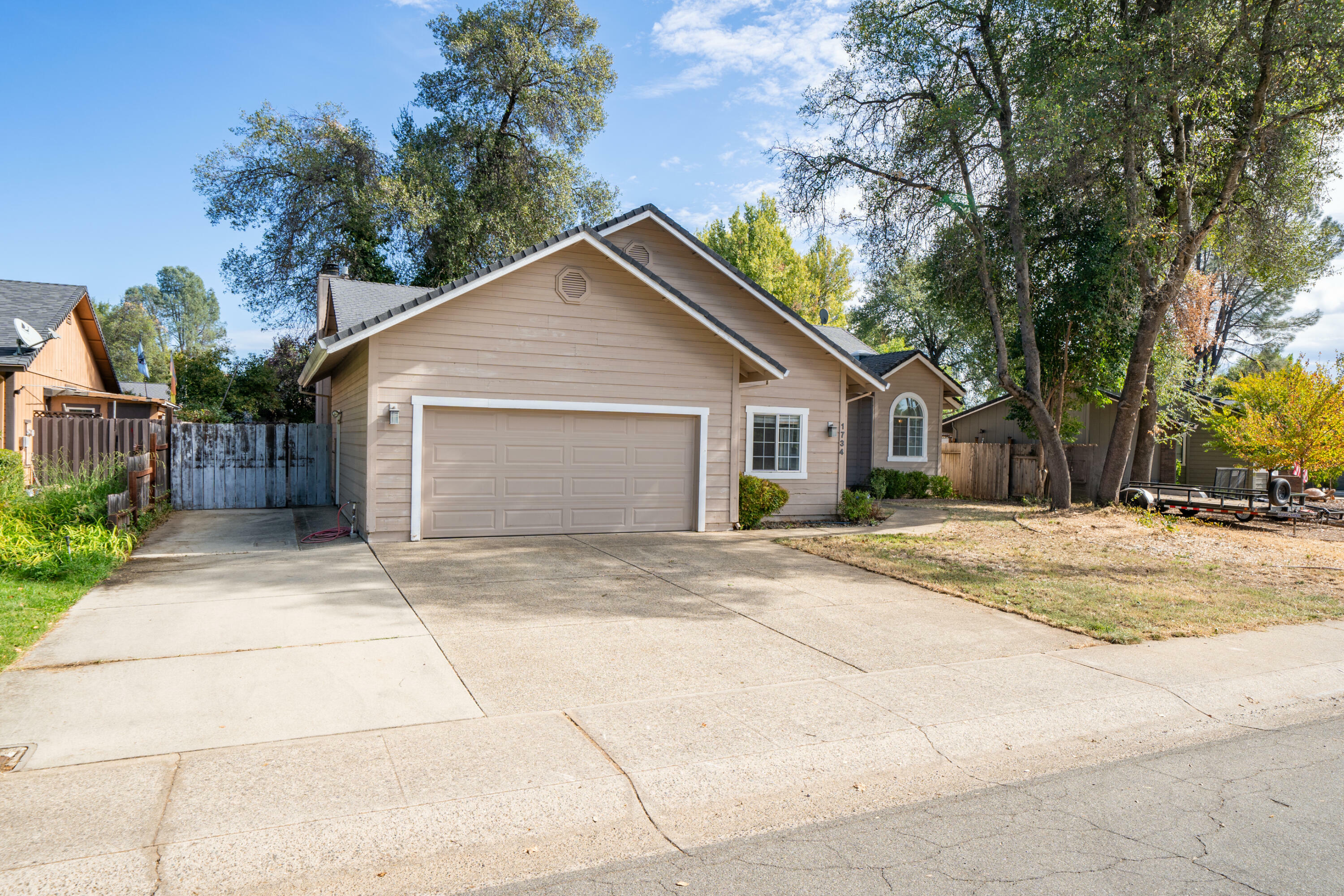 Property Photo:  1734 Edgewood Drive  CA 96003 