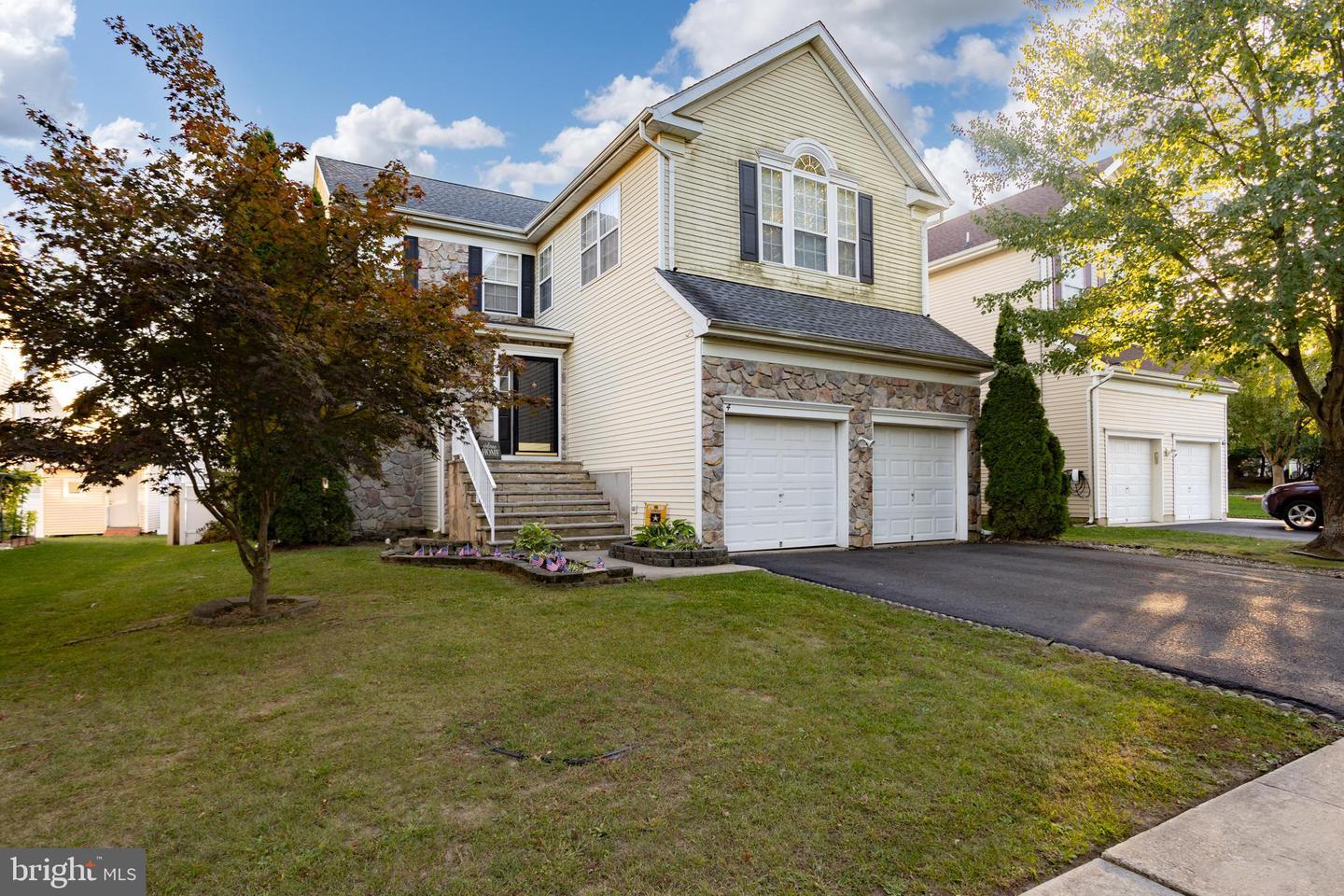 4 Andrea Drive  Columbus NJ 08022 photo