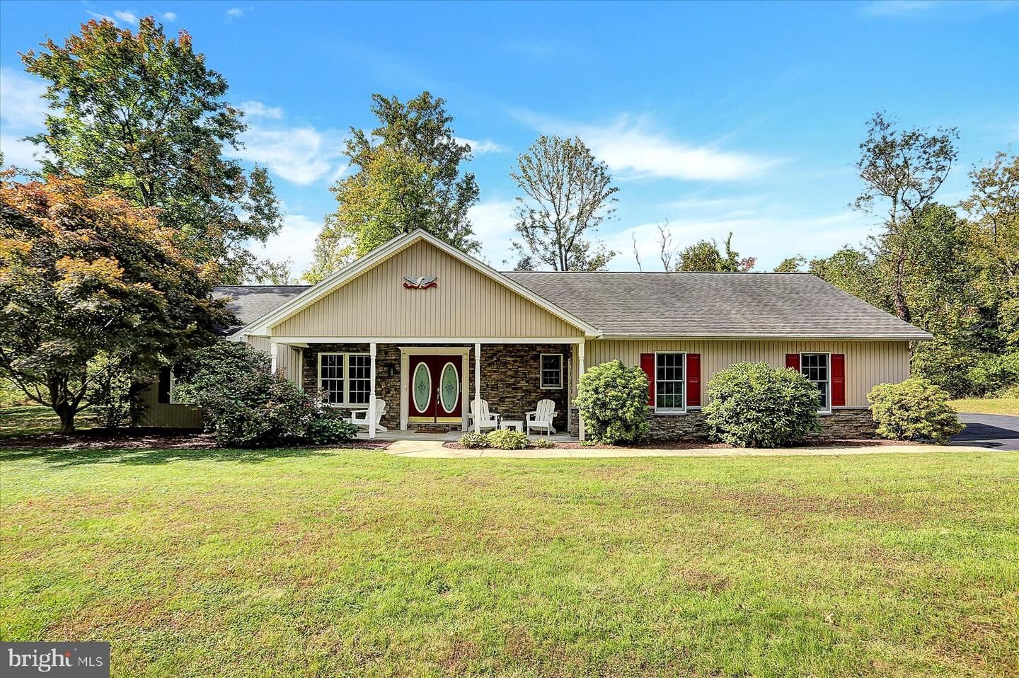 Property Photo:  750 Hunt Meadow Drive  PA 17018 