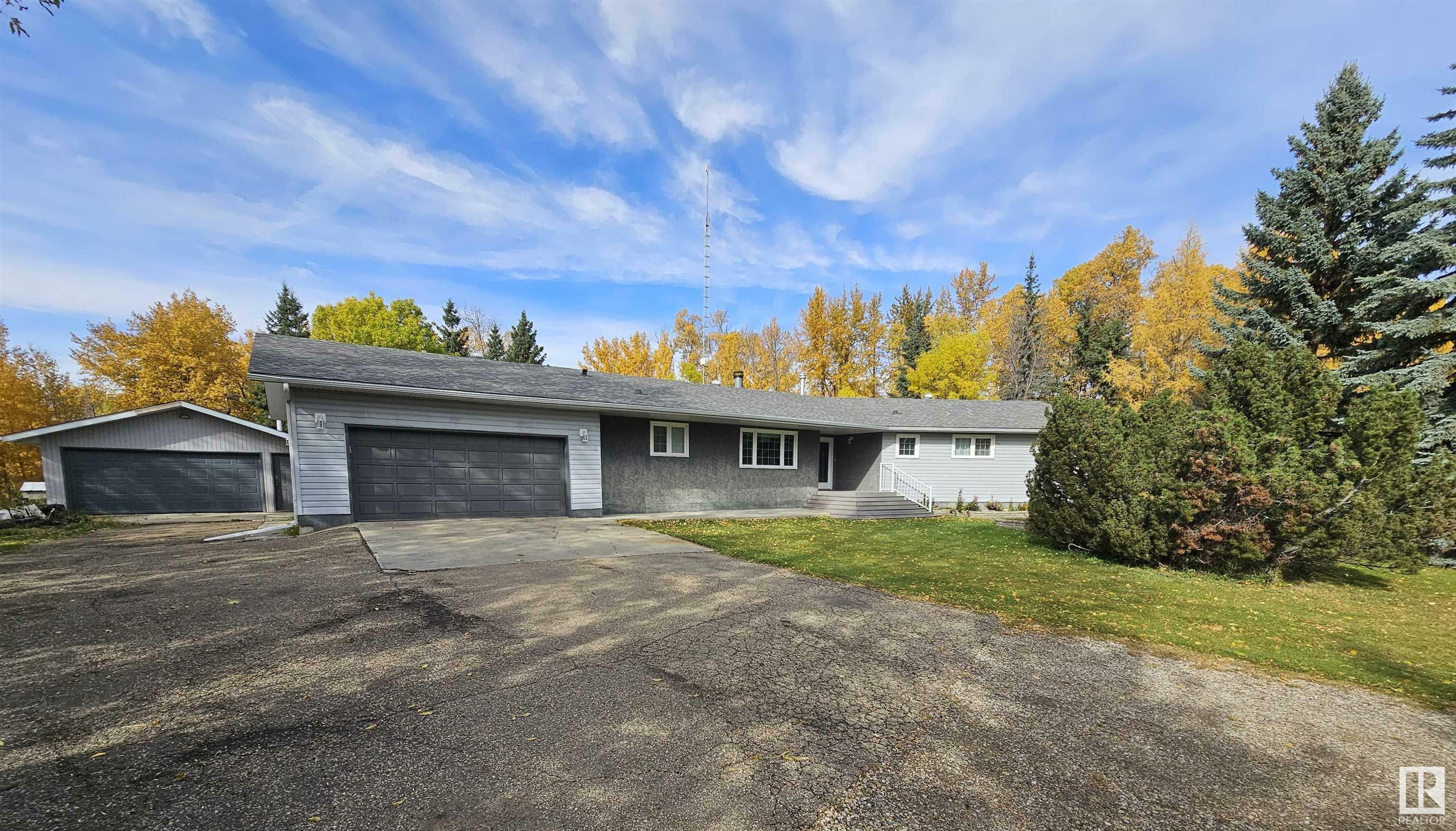 Property Photo:  1418 Twp Road 540 17  AB T7Y 0B1 