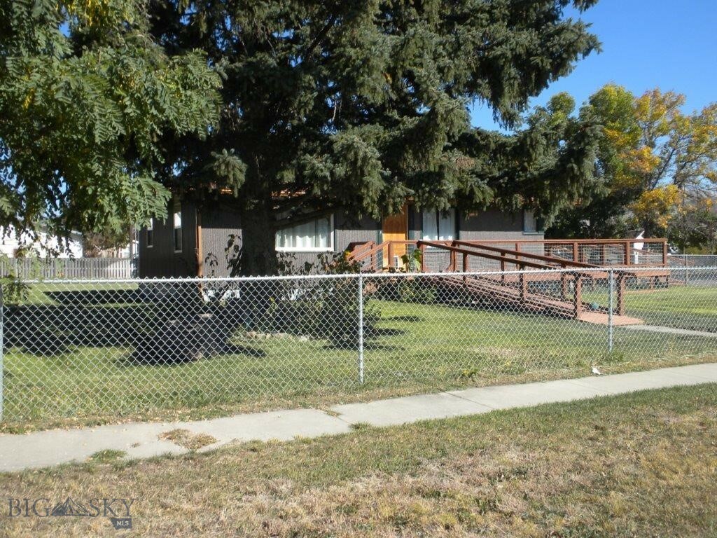 Property Photo: 411 1st E MT 59759