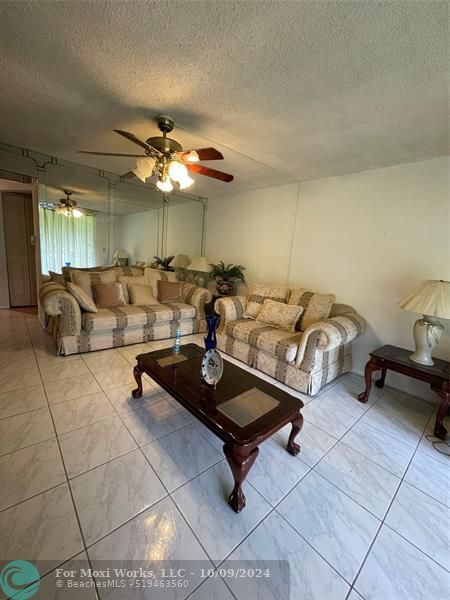 Property Photo: 3490 Foxcroft Rd B101 FL 33025