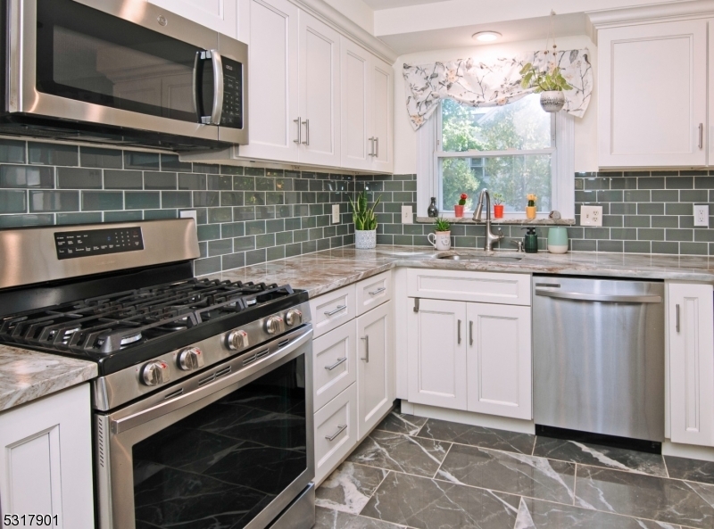 Property Photo:  2 Milton Ave  NJ 07901 