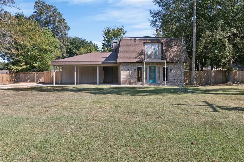 Property Photo:  1907 Irving Street  TX 77630 