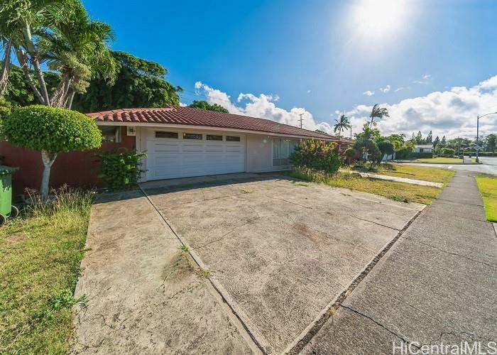 Property Photo:  1158 Waiholo Street  HI 96821 