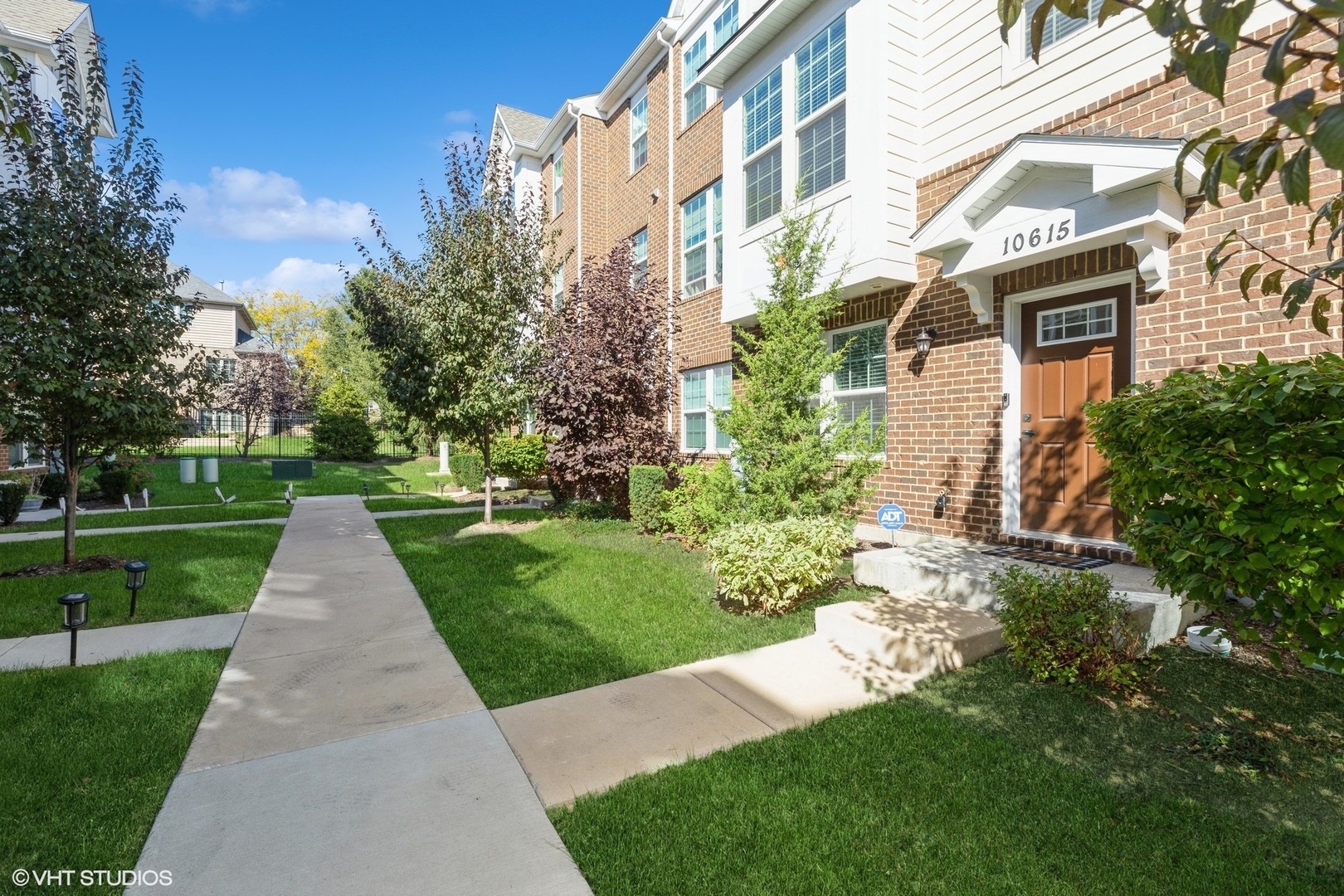 Property Photo:  10615 Paige Circle  IL 60462 