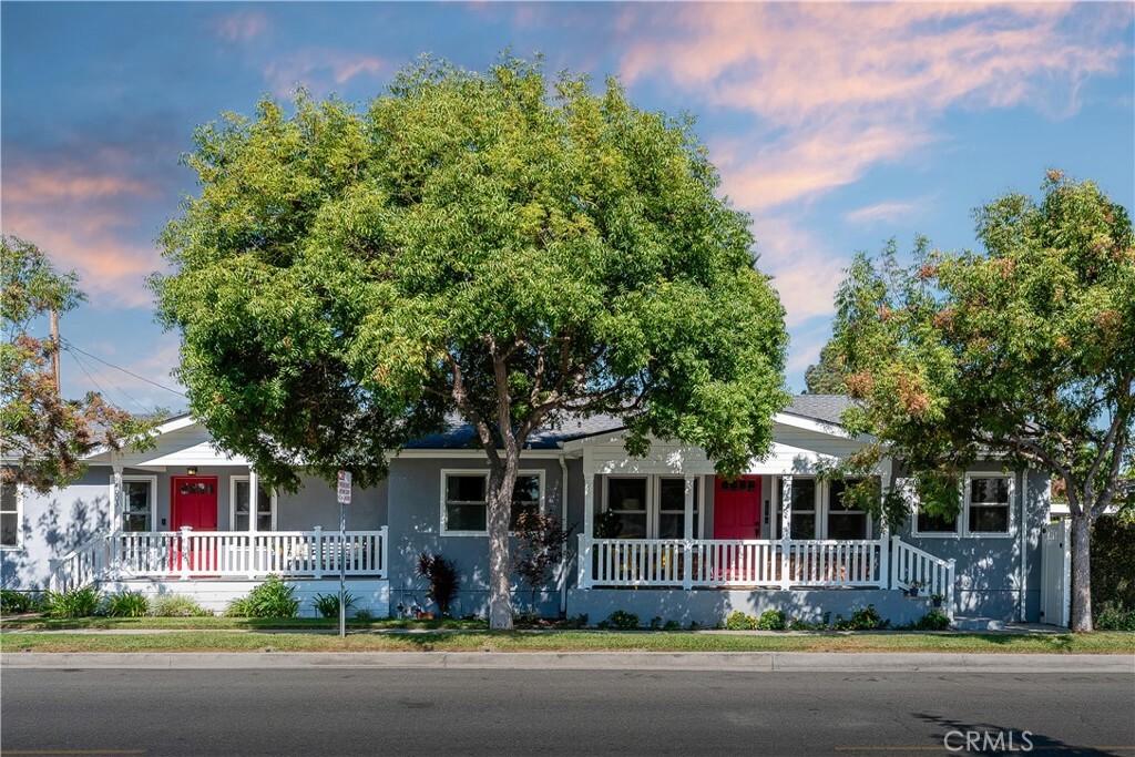 Property Photo:  4001 W Clark Avenue  CA 91505 