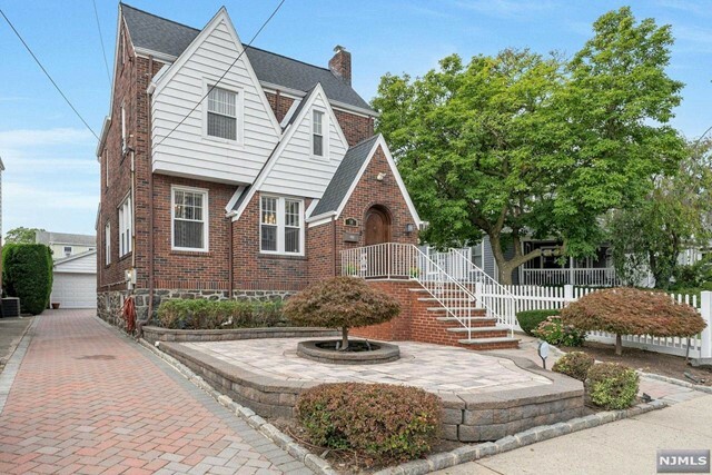 Property Photo:  38 Grant Avenue  NJ 07010 