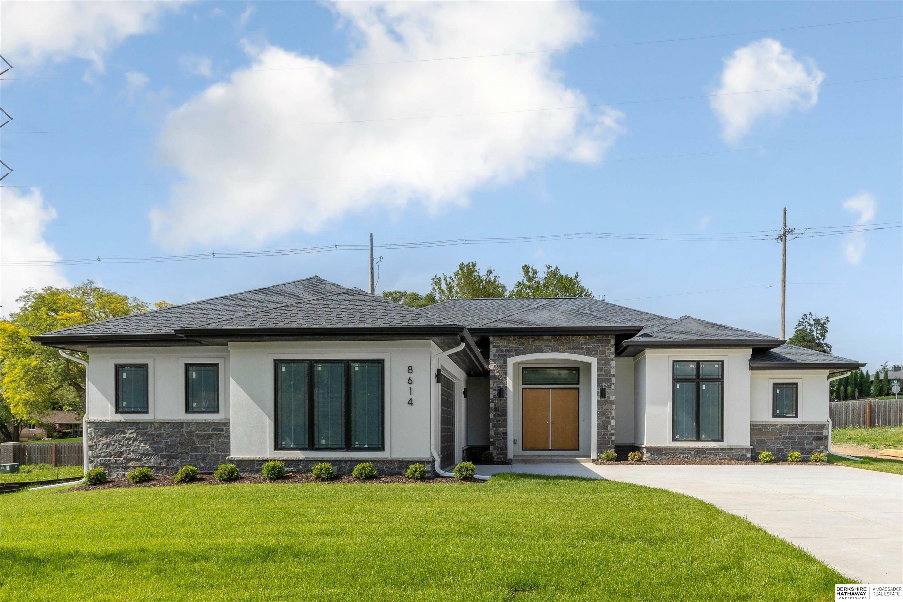 Property Photo: 8614 Loveland Estates Court NE 68124