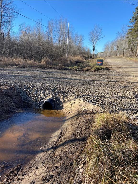 Photo de la propriété:  Pt Lt 6 Hills Siding Road  ON P0K 1H0 