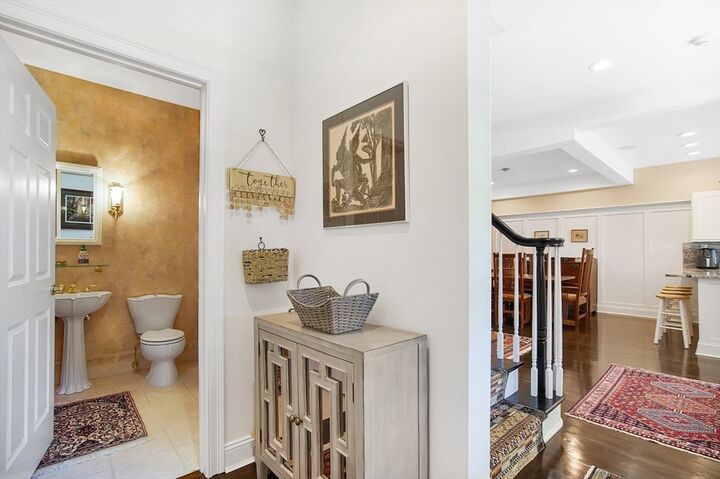 Property Photo:  10 High Pine Circle 10  MA 01095 