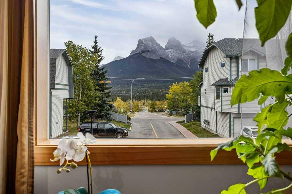 200 Glacier Drive 70  Canmore AB T1W 1K6 photo