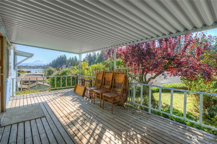 Property Photo:  25739 135th Avenue SE 45  WA 98042 