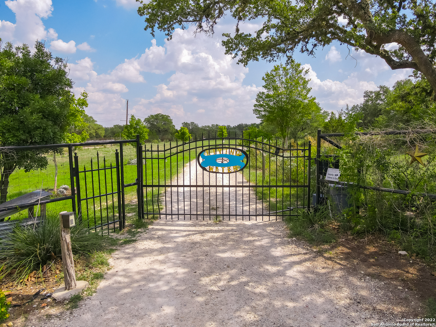 Property Photo:  1060 Demi John Bend Rd  TX 78133 