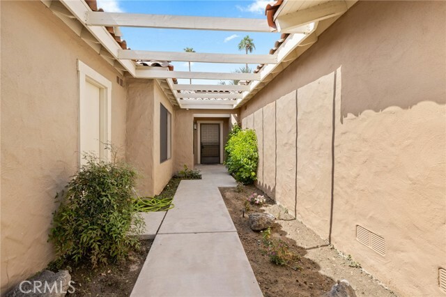 Property Photo:  263 Serena Drive  CA 92260 