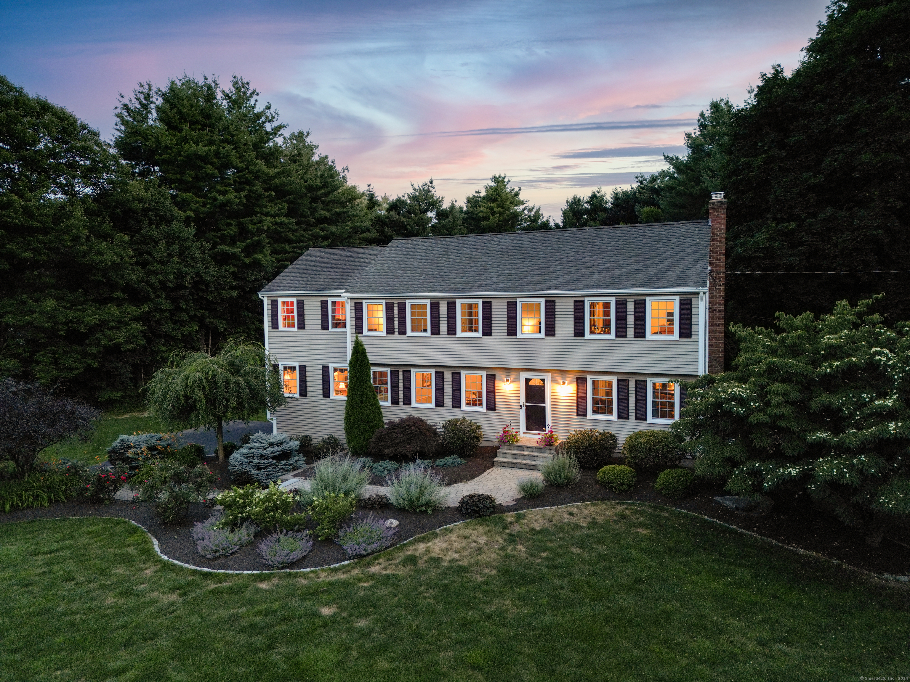 Property Photo:  11 Homestead Road  CT 06092 