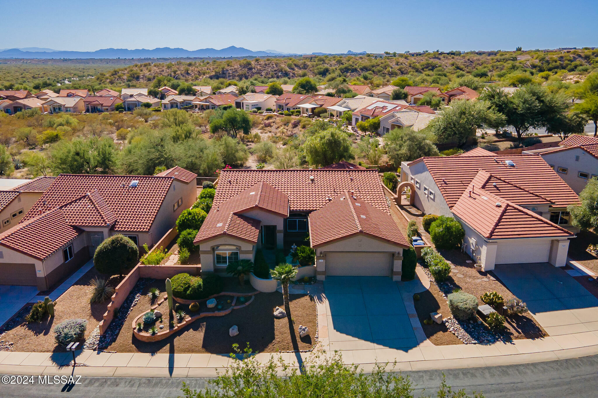 Property Photo:  13665 N Pima Spring Way  AZ 85755 