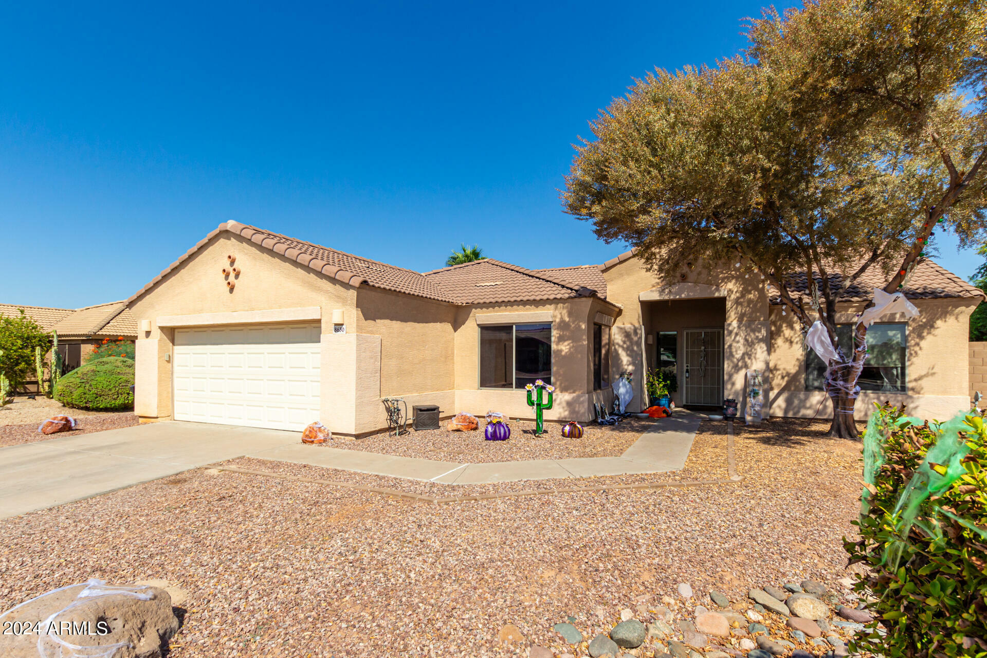 Property Photo:  8630 E Onza Circle  AZ 85212 