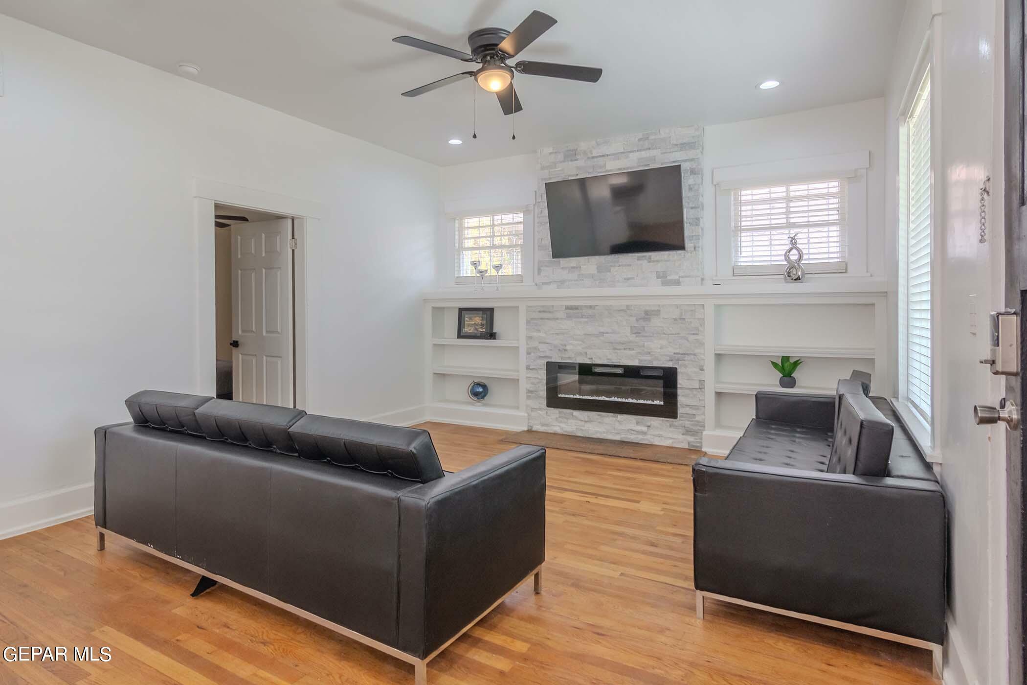 Property Photo:  3221 Hueco Avenue  TX 79903 