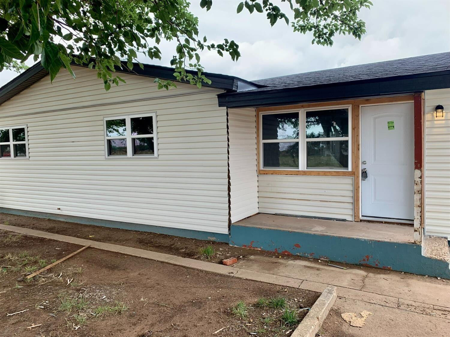 Property Photo: 319 79th Street TX 79404