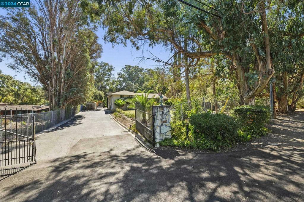 Property Photo:  3157 Diablo View Rd  CA 94549 