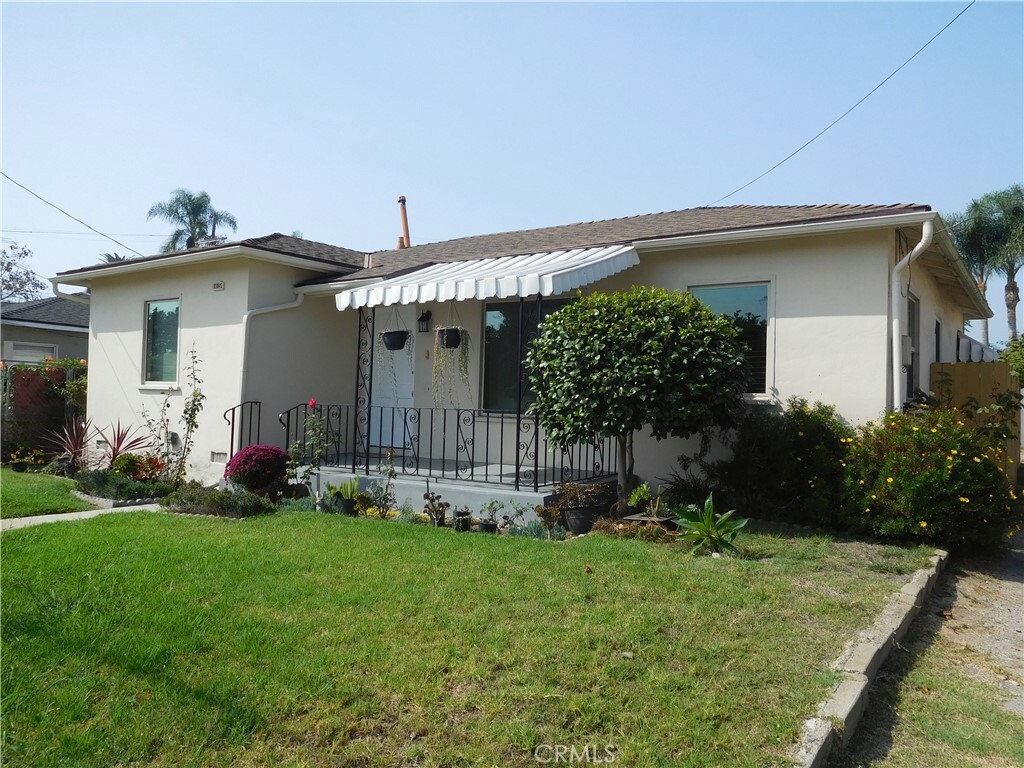 Property Photo:  1415 Ximeno Avenue  CA 90804 