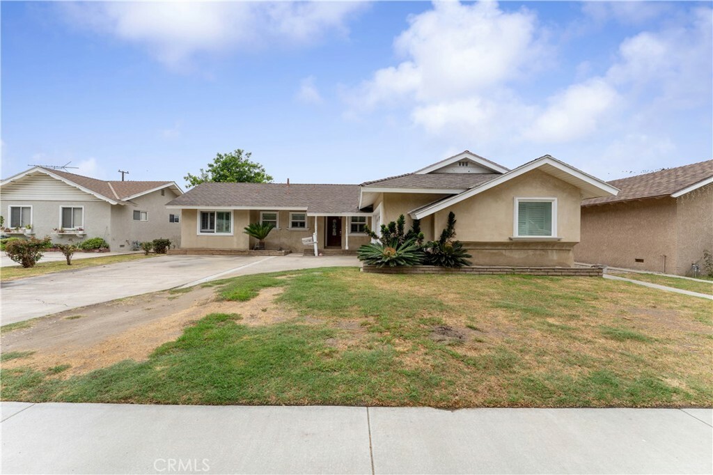 Property Photo:  313 S Shields Drive  CA 92804 