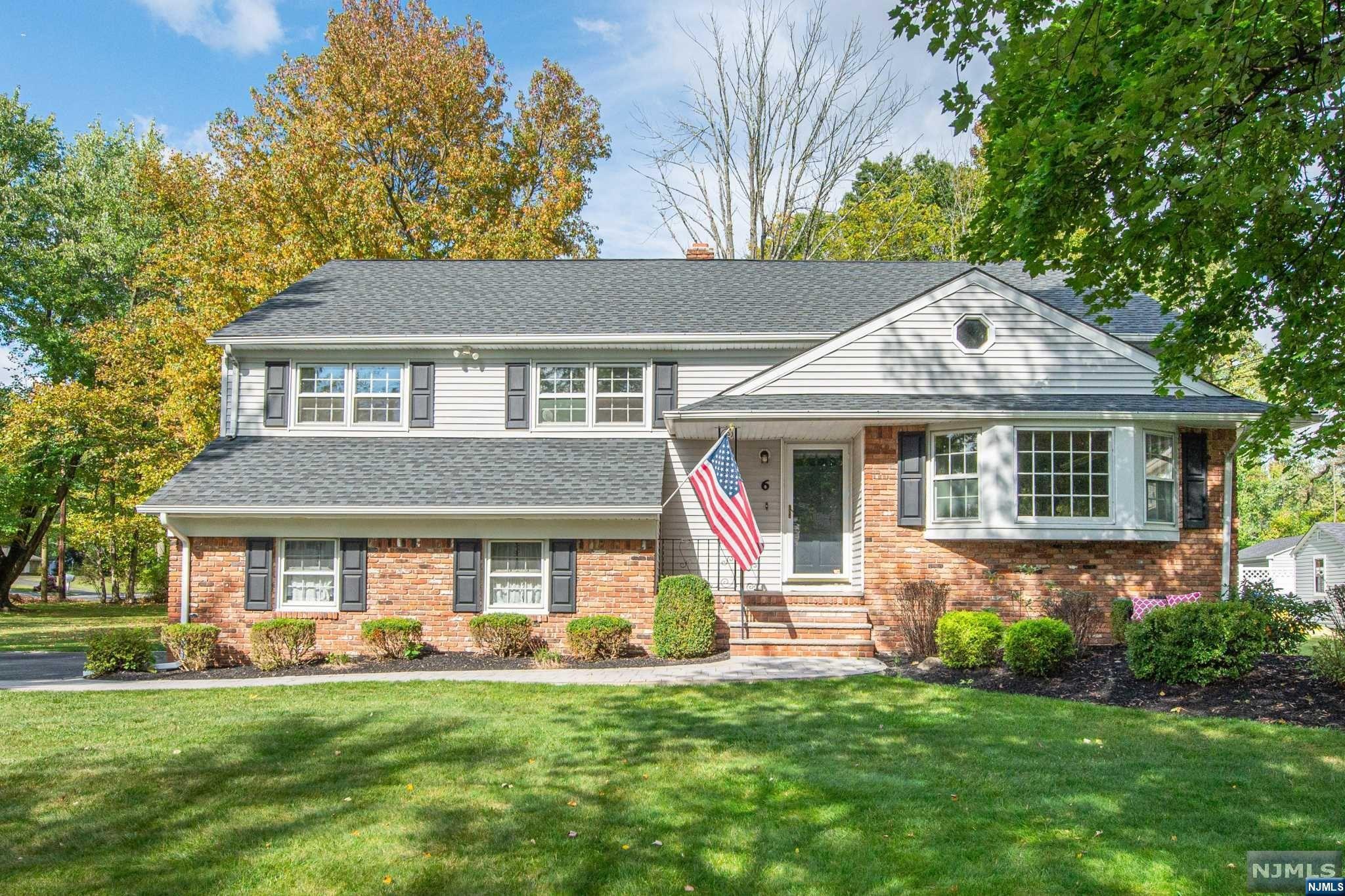 Property Photo: 6 Pitcairn Drive NJ 07068