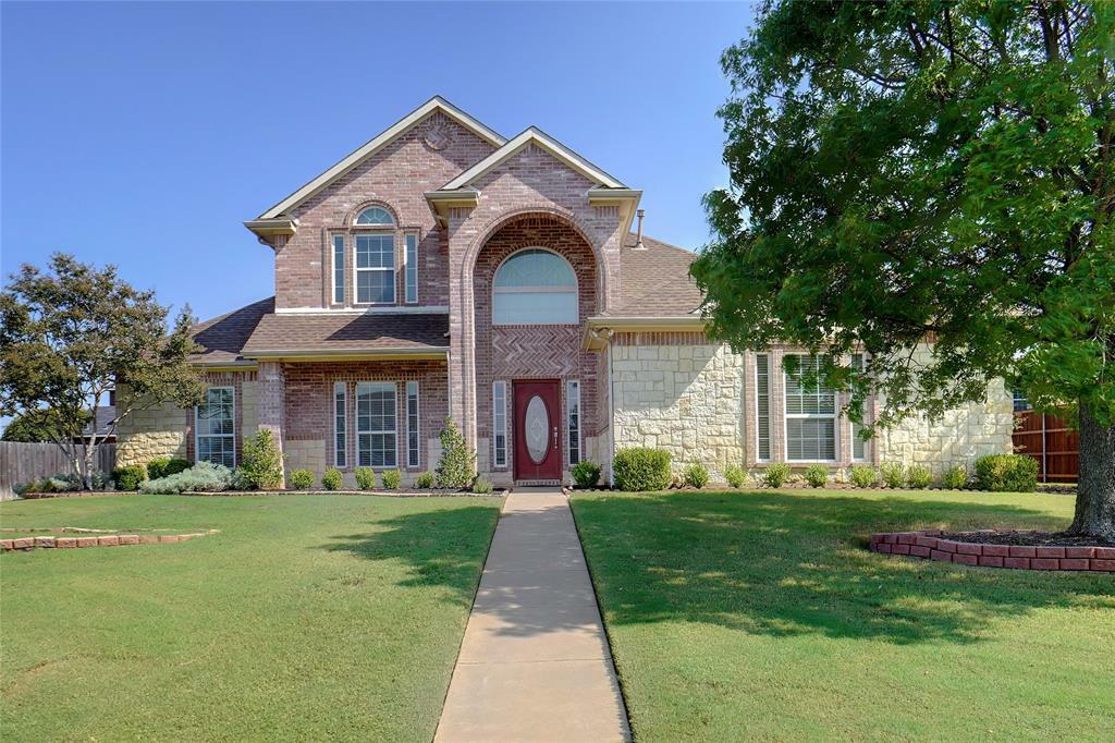 Property Photo:  715 Lakewood Drive  TX 76060 