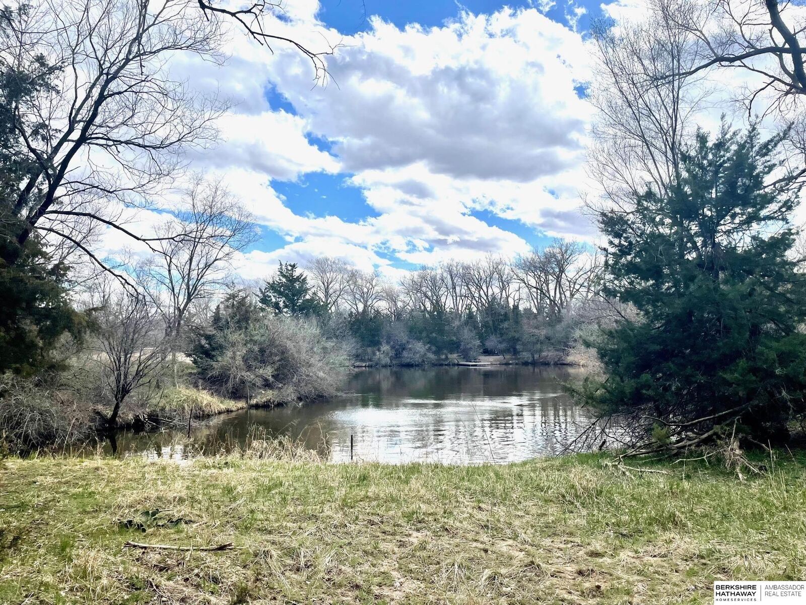 Property Photo: 1399 Woodland Cove Lot 3 NE 68025