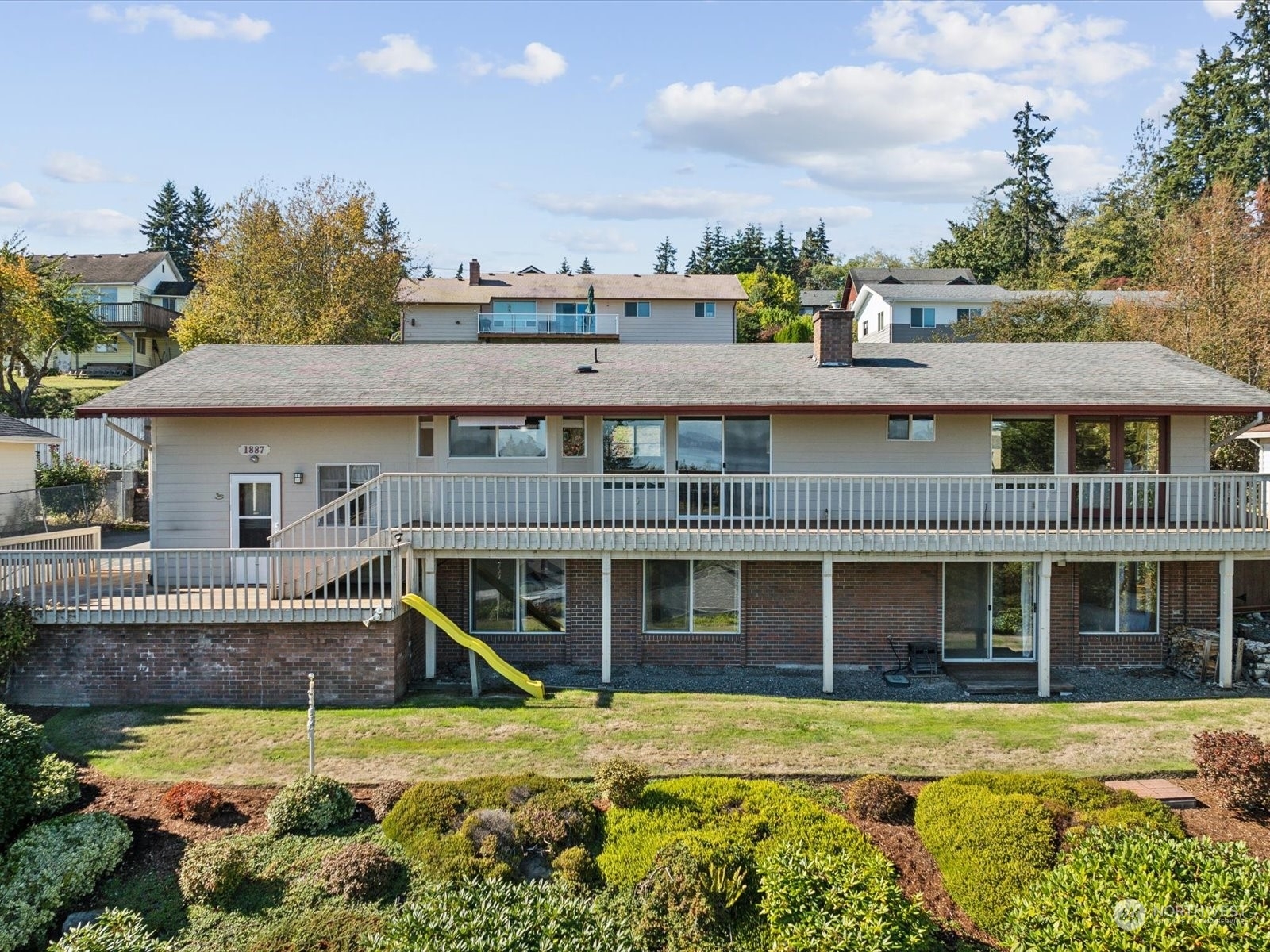 Property Photo:  1887 Salal Street E  WA 98366 