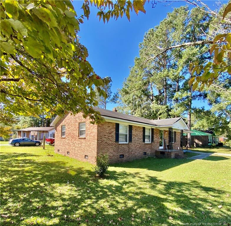 Property Photo:  136 E Shaw Street  NC 28377 