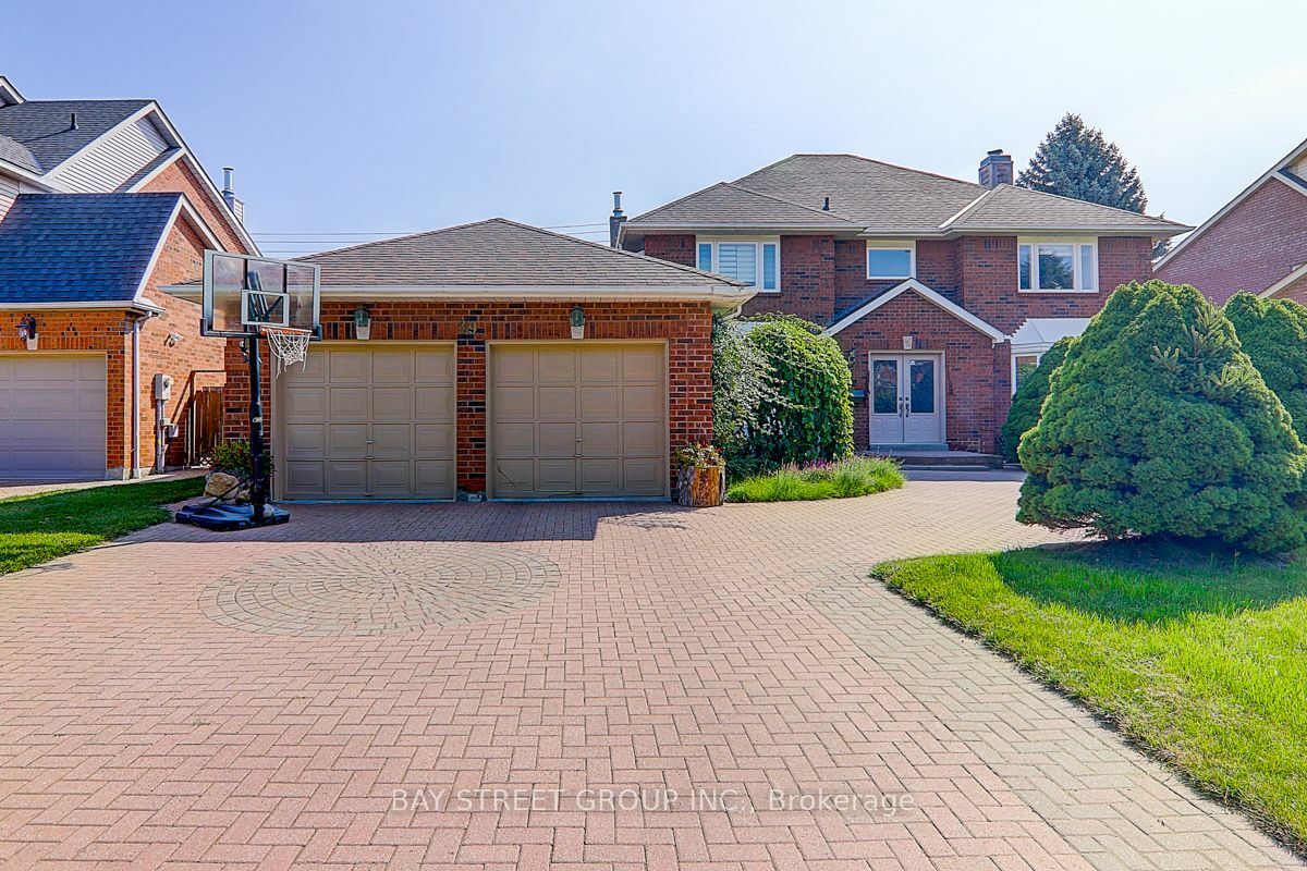 Property Photo:  39 Calderbridge Cres  ON L3R 9M5 