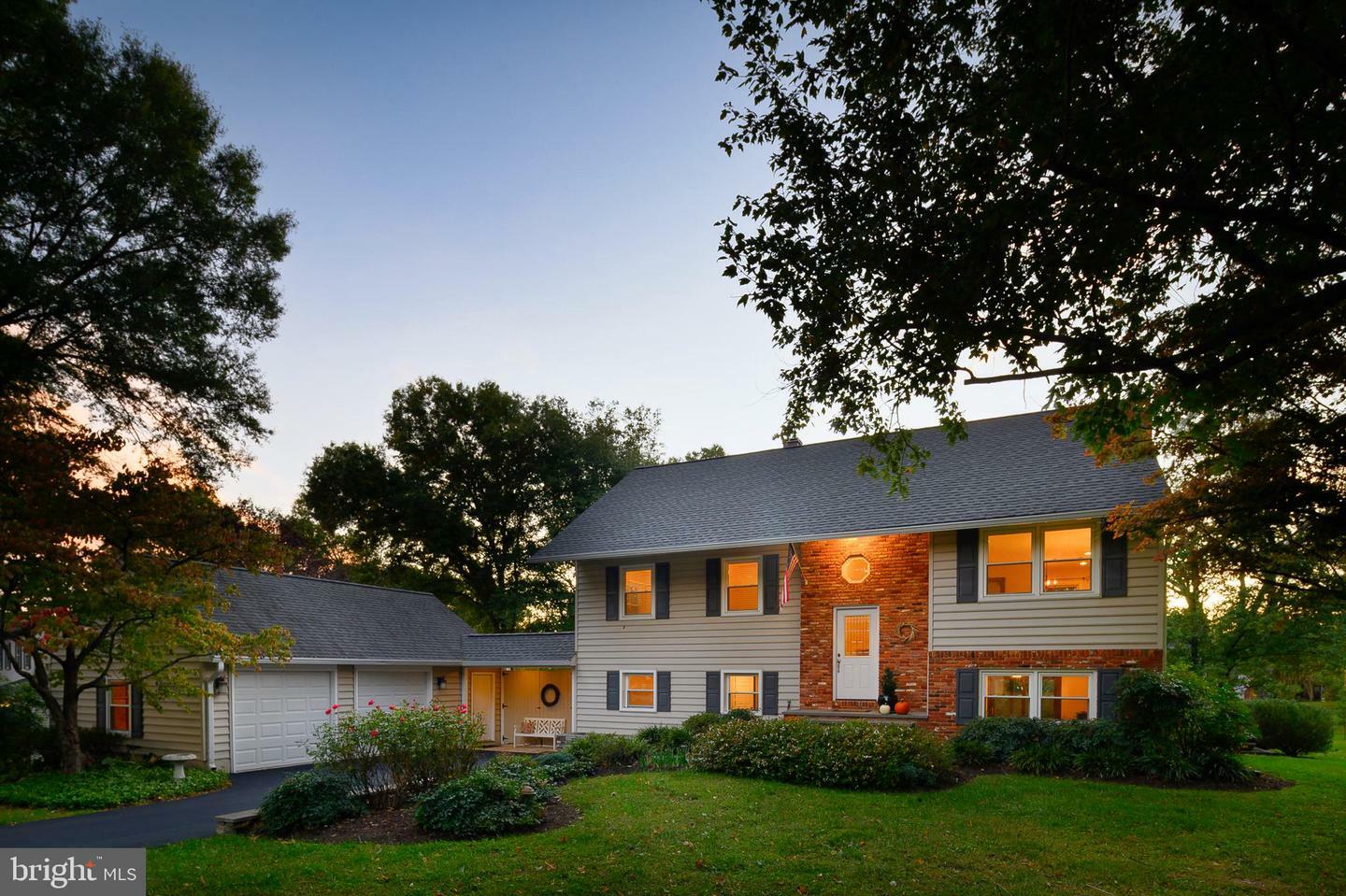 Property Photo:  1813 Woodrail Drive  MD 21108 