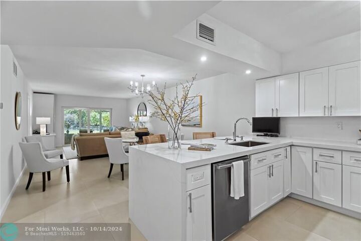 3010 NE 16th Ave 101  Oakland Park FL 33334 photo