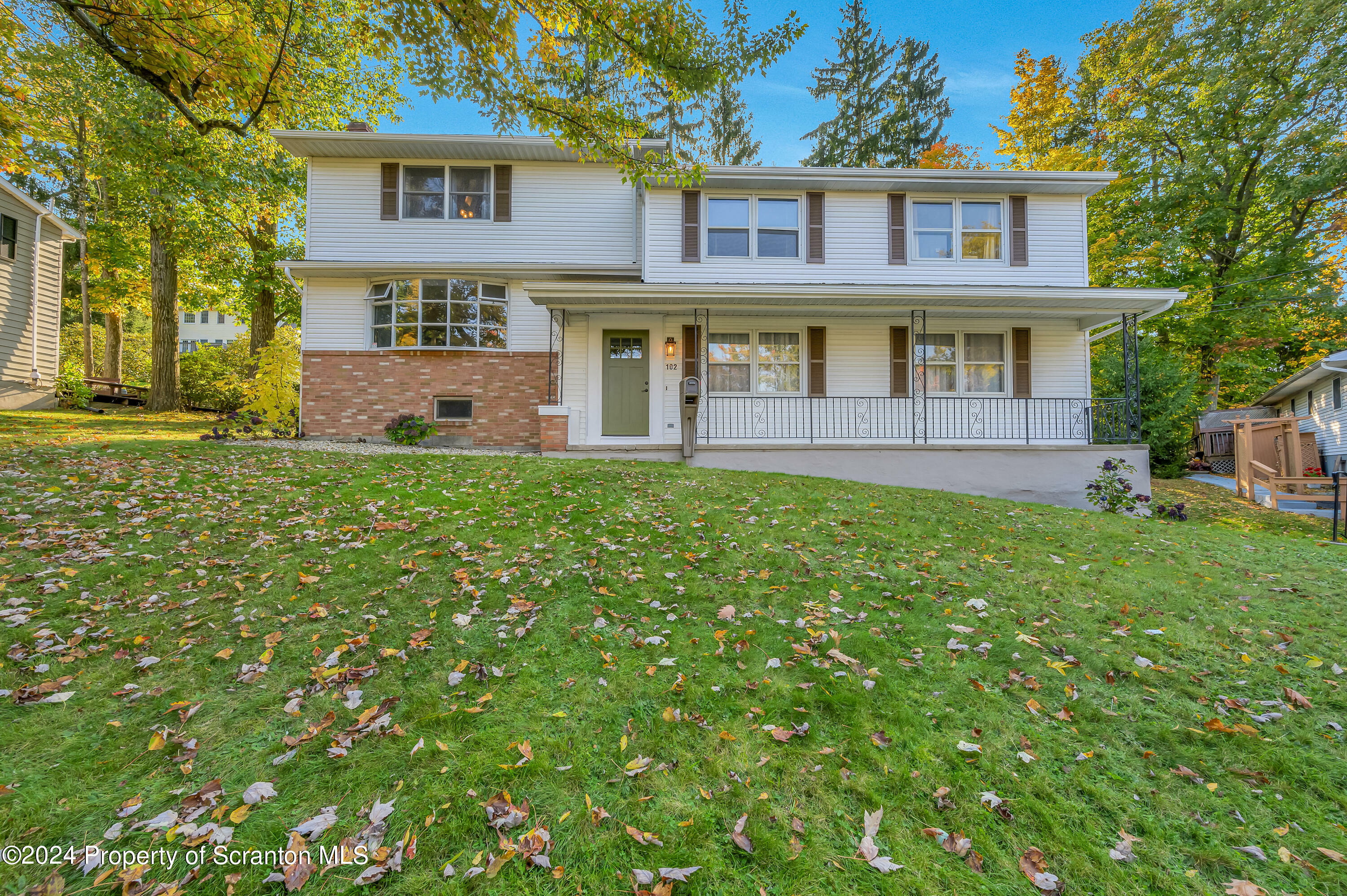 102 Woodside Drive  Clarks Summit PA 18411 photo