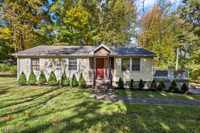 Property Photo:  23 Hillcrest Rd  NJ 07059 