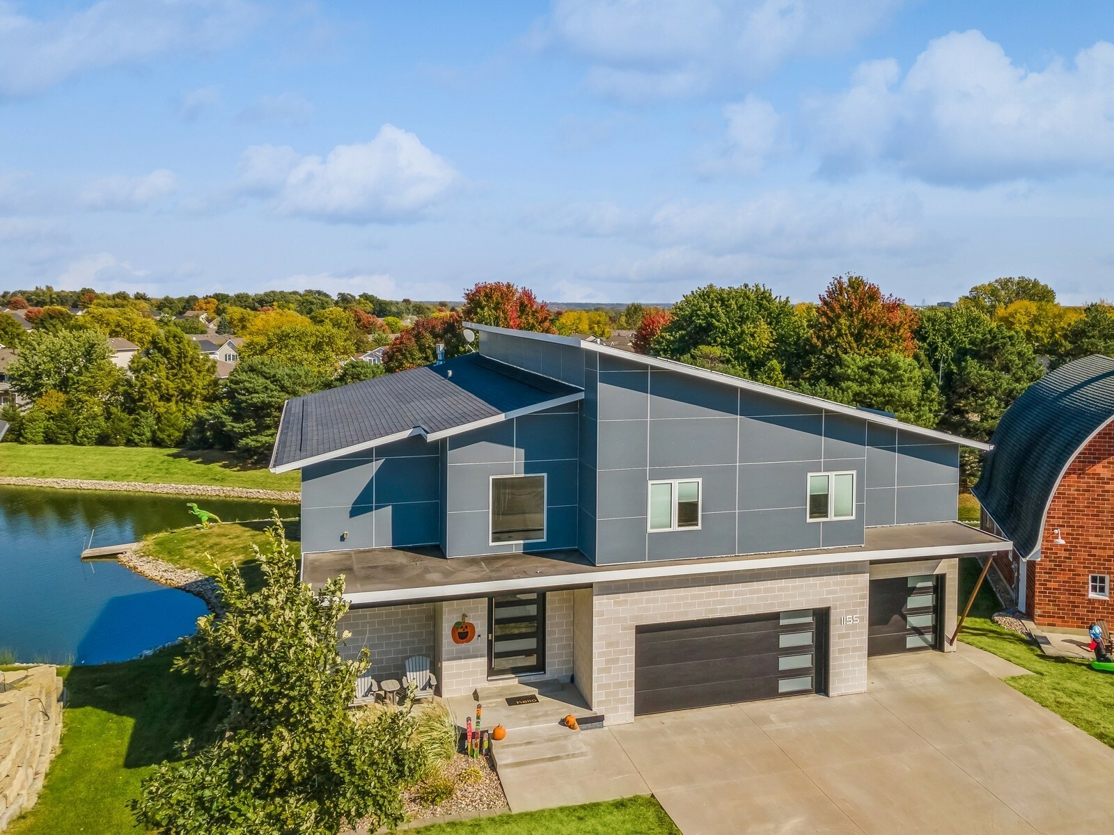 Property Photo:  1155 SE Grant Woods Court  IA 50263 