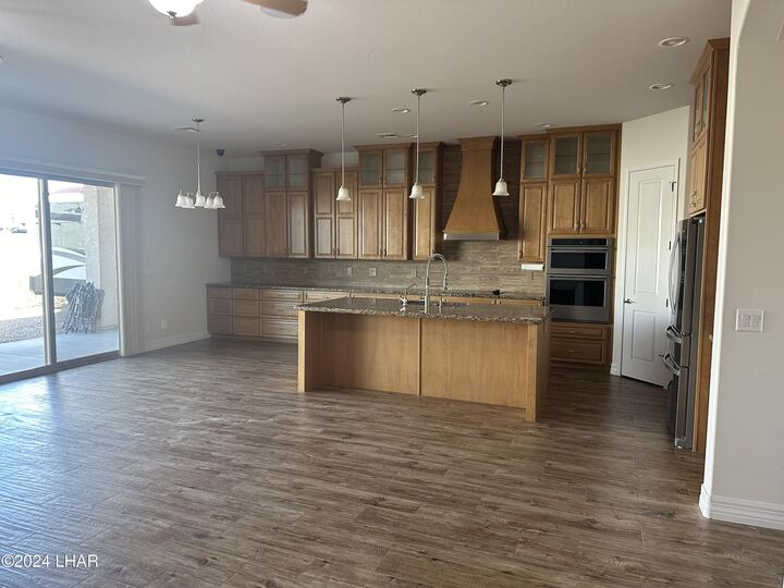 Property Photo: 3725 Totem Dr AZ 86406