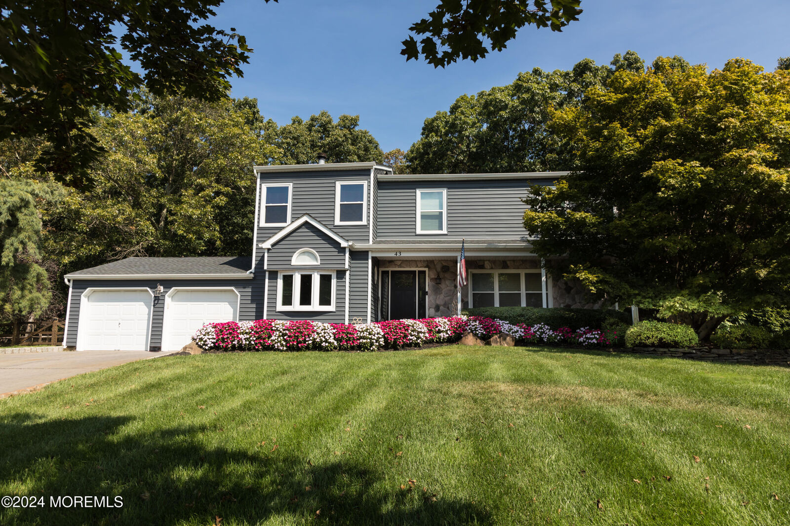 Property Photo:  43 Anita Drive  NJ 08527 