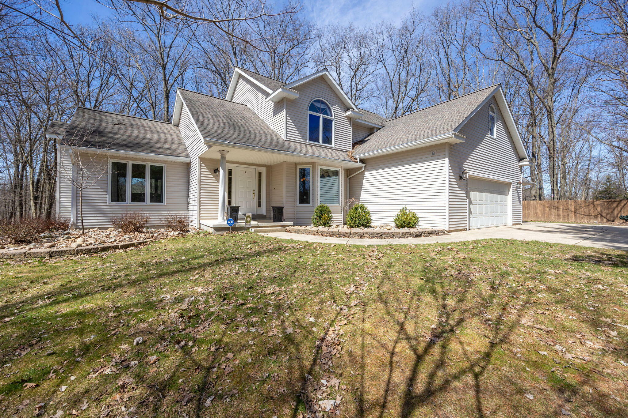 Property Photo:  14991 Tomahawk Lane  MI 49307 