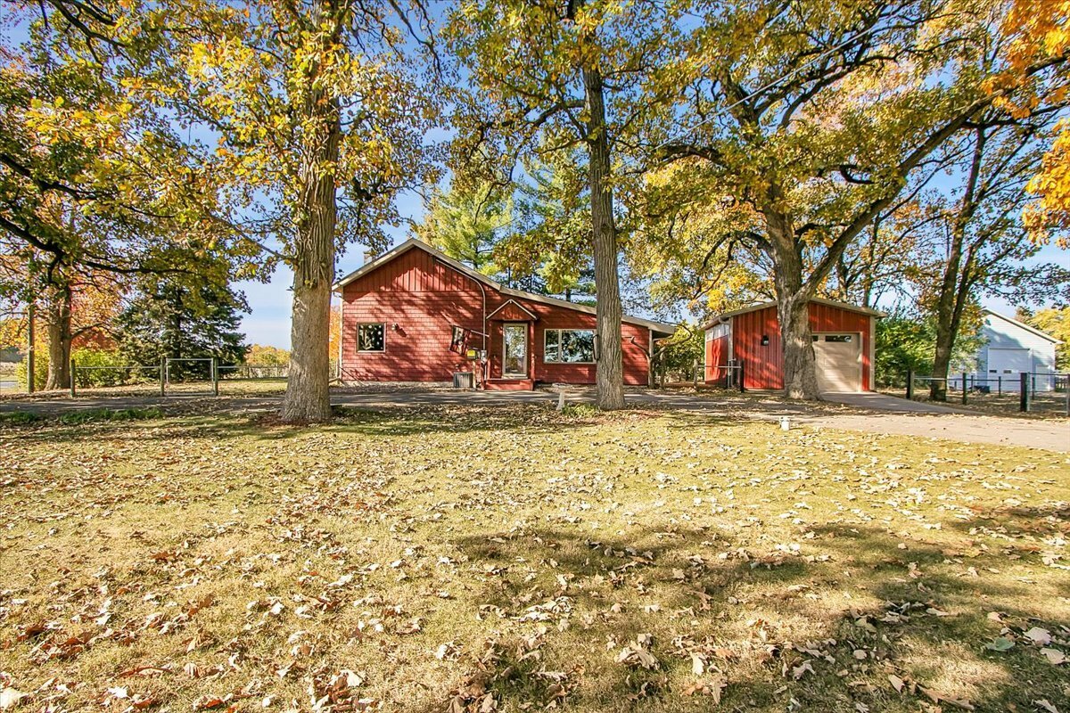 Property Photo:  1729 Kennedy Road  IL 60512 