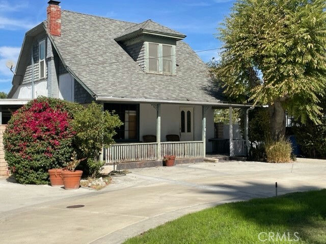 9529 Hayes Street  Riverside CA 92503 photo