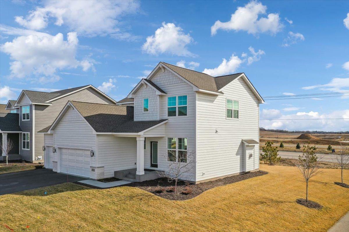 Property Photo:  10178 Arrowwood Trail  MN 55129 