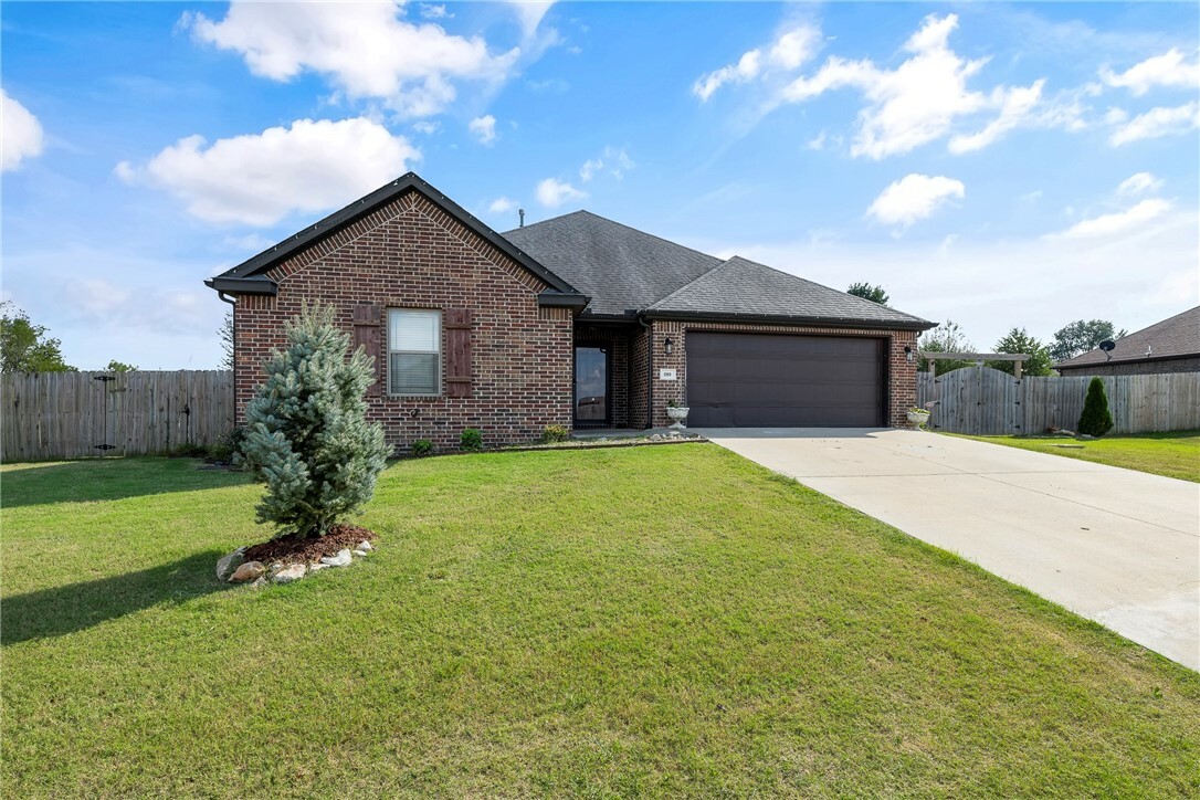 Property Photo:  980 Choate Place Circle  AR 72751 